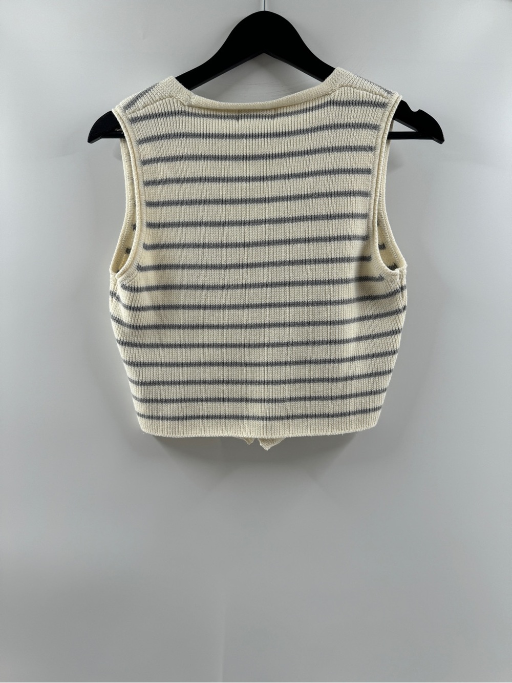 Sincerely Jules Striped Sweater Vest – Women's Large - Picture 6 of 8